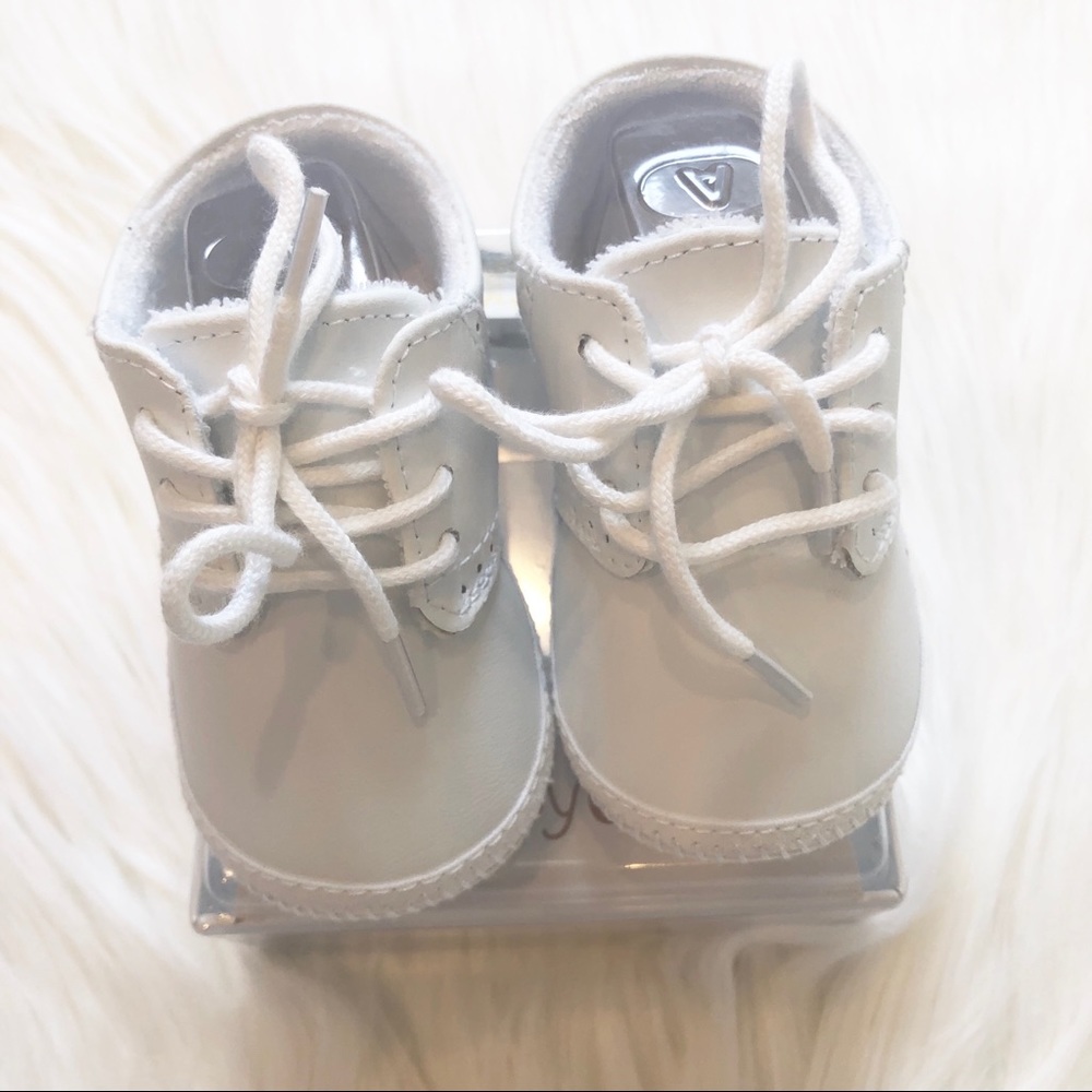 Leather Shoes - Picture 2 of 2